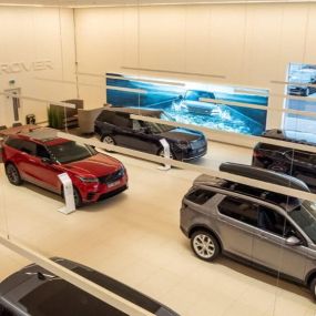 Inside the Land Rover Nottingham dealership