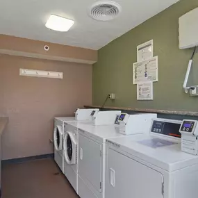 Convenient laundry center