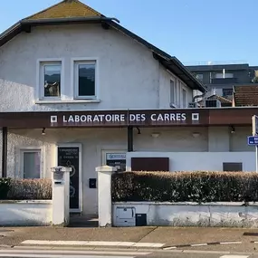 Bild von BIOGROUP MIRIALIS - Laboratoire d'Annecy-le-Vieux - Les Carrés