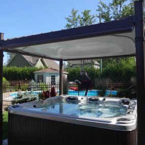 Searching for a reliable hot tub cover in Rochester, MN? The Covana automated cover is the perfect solution. Experience the convenience and security of automated hot tub protection.