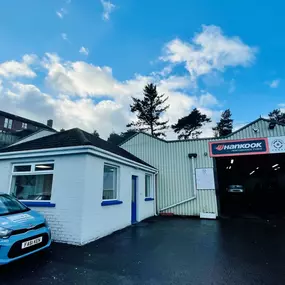 Kerr's Tyres & Auto