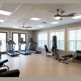 west woods apartments fitness center