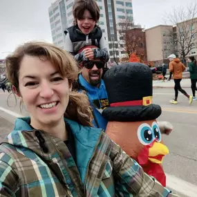 Today we're grateful for friends who volunteer to dress up as turkeys together in 32° to support the Boise Rescue Mission and Boise Special Olympics ❤️ #turkeytrot2023 #boiseTurkeyTrot #5k 
Thanks to Shu's Idaho Running Company for making it happen!