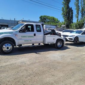 Contact us for Towing Services!