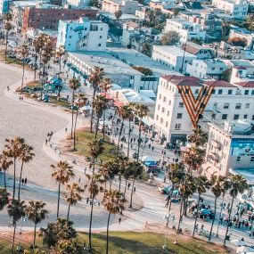 From its original residents Charlie Chaplin and the Z-Boys of Dogtown, our historic hotel has been home to some of California’s most legendary icons.