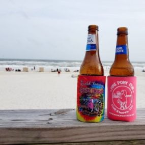 The Pink Pony Pub has it good on the Gulf Shores strip: beachfront views, delicious cocktails, pub favorites, karaoke, live music, umbrellas and air conditioning.