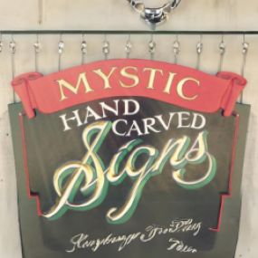 Bild von Mystic Carved Signs