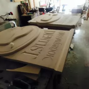 Bild von Mystic Carved Signs