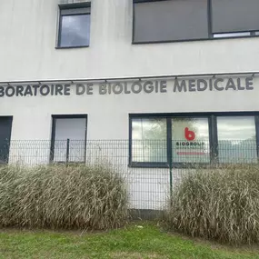 Bild von BIOGROUP - Laboratoire de Vaulx-en-Velin Grande Ile