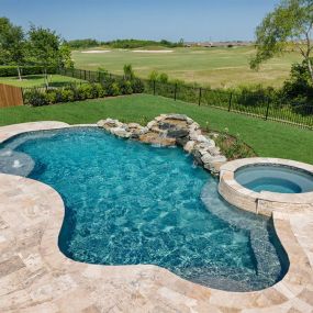 Avree Custom Pools