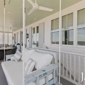 Bild von John McDonald Realty