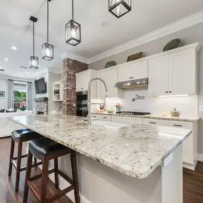 Bild von John McDonald Realty