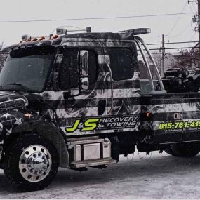 Bild von J&S Towing and Recovery West