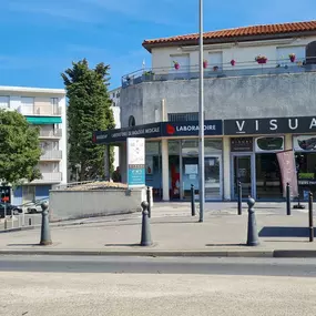 Bild von BIOGROUP BIOESTEREL  - Laboratoire La Ciotat - Roumagoua