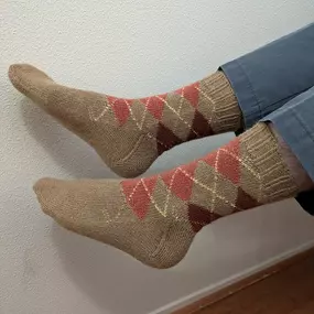 One sock or two? From our Finish It for Fall files I bring you these fantastic FOs :
- Hybrid argyle socks knit by Daniel F in Isager Sock (the chart is from Albus Argyle Socks by Anne Berk, the sock construction is Vanilla Sock by Jo Torr)