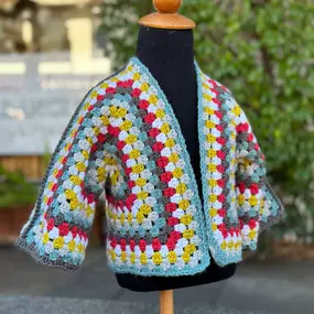 NEW CLASS ALERT!
CROCHET HEXAGON CARDIGAN with Sarah
Saturdays, February 10 & 24 12:30 - 2:30 pm