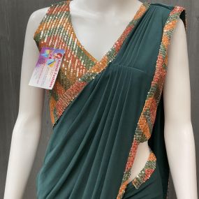 Bild von Anandi Fashions - Indian Clothing and Jewelry Store