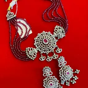 Bild von Anandi Fashions - Indian Clothing and Jewelry Store