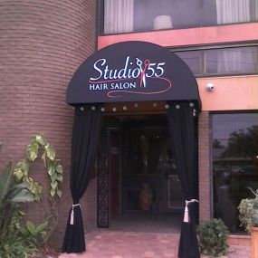 Bild von Sondra's Studio 55 Hair Salon