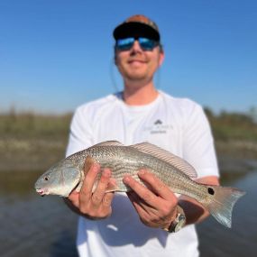 ☀️????️From the boat to the beach, beat the heat with our new Zac Jones State Farm Performance Fishing Shirt ☀️????️ Customers stop by the office to grab yours today!