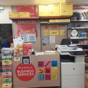 Bild von DHL Express Service Point (Ryman Putney)