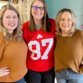 Fridays are for fun outfits & getting ready for some FOOTBALL! ???? Right?!? 
Our team is dressed in red & gold today to support Gallatin's own Jordan Mason in the big game this weekend! Good luck!