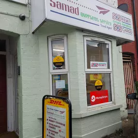 Bild von DHL Express Service Point (Samad Overseas Service Bury Park)
