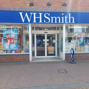 Bild von DHL Express Service Point (TGJones Chesham (formerly WHSmith)