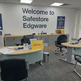 Bild von DHL Express Service Point (Safestore Edgware)