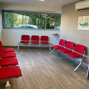 Bild von BIOGROUP CÔTE D'AZUR -  Laboratoire Six-Fours - Lou Piazza