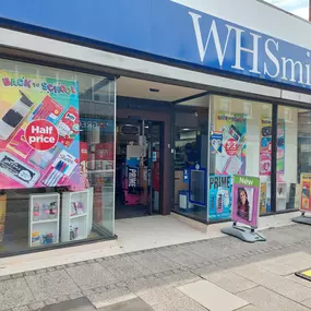 Bild von DHL Express Service Point (TGJones Bishops Stortford (formerly WHSmith)