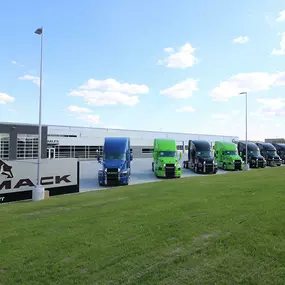 RDO Truck Center dealership in Omaha, NE.