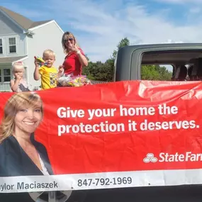 Come check us out TOMORROW at 4pm in the Pingree Grove Independence Day Parade!???????????????? #GoodNeighbor #StateFarm #IndependenceDay #Parade