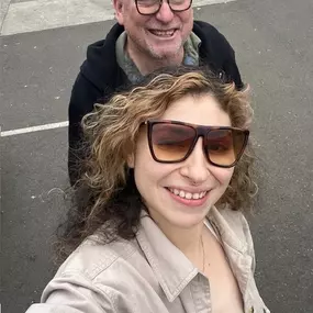 Some positivity on your feed! 
Bella is thankful for her dad & her precious kitties! What are you thankful for this week?