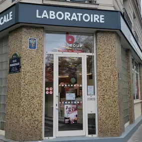 Bild von Laboratoire Froidevaux - Paris 14e -  BIOGROUP PARIS EST