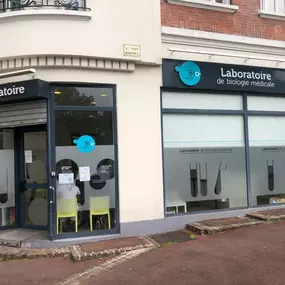 Bild von BIOGROUP - Laboratoire Villiers Remoiville