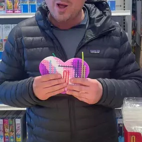 Say hello to your new on-the-go lifesaver! ????✨ Silly Tubes keep little hands busy and minds engaged—perfect for car rides, restaurants, and quiet play anywhere. Dan from Watchitude shows how fun (and calming!) they are! ????????️???? #SillyTubes #FidgetFun #ParentWin #toystore #willistonvt #shoplocal