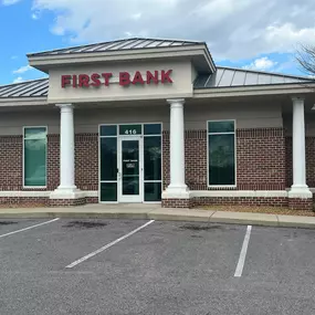 Bild von First Bank - Elizabeth City, NC