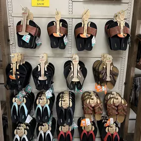 Summer Sandals now discounted!
$24.99, $27.99 and $29.99
#marytoddshallmark #hallmarkgoldcrown
#LincolnIllinois #summertime