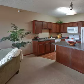 Our spacious common areas have been designed for residents and guests to unwind and visit after a leisurely stroll along our pathways. Enjoy heated underground parking or save on gas with scheduled, complimentary transportation to nearby retail centers.