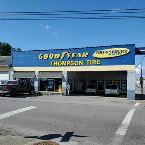 Thompson Tire Discounters on 102 West Main Street in Radford