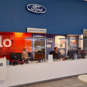 Ford Service Centre Milton Keynes reception