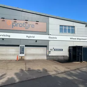 Bild von Black Boots Tyres - Team Protyre