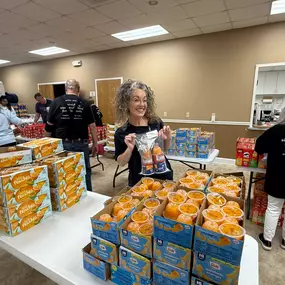 Teresa Weeks Volunteering with Kidz Eatz