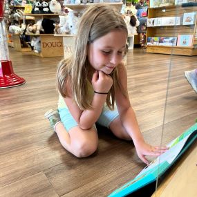 A reader caught in their element ????
We absolutely love having your little readers stop by! ????????????