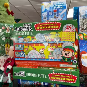 The countdown to Christmas is here! ⏰????☃️
Celebrate the start of the holiday season with one of our unique Advent calendars - the gift that keeps on giving!!????
Books, crafts, legos, & more! We have a calendar for any kiddo in your life.
•
•
•
•
#kansascitychristmas #localkc #localtoystore #giftsforkids