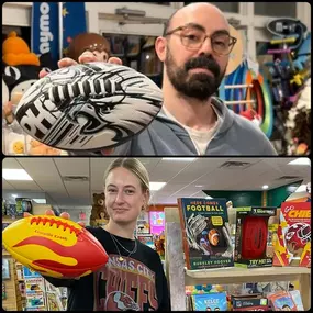 We are pairing up with a friendly indie toy shop in the other team’s state for a fun football-themed series. Please show some love to our toy store friends!
Gooooo Football!!