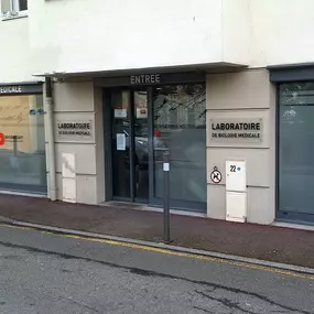 Bild von Laboratoire d'Évian-les-Bains -  BIOGROUP ALPES