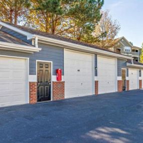 Detached Garages and Storage Units at Sugarloaf Crossing Apartments