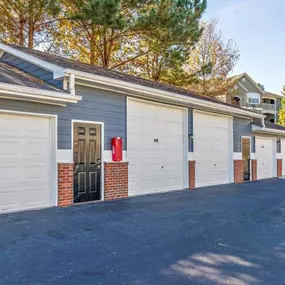 Detached Garages and Storage Units at Sugarloaf Crossing Apartments